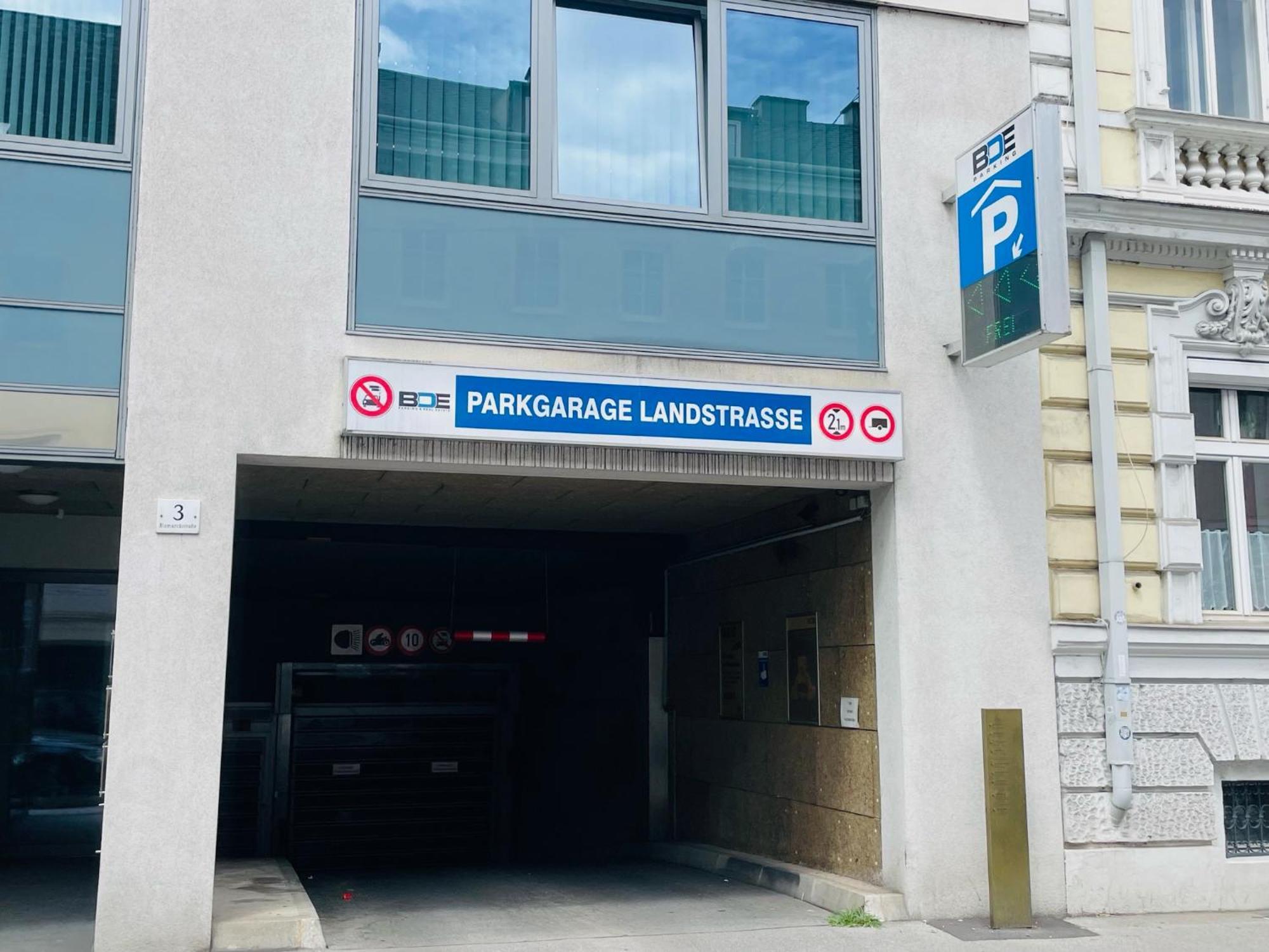 Salon Des Fleurs Linz-Landstrasse Apartment Ngoại thất bức ảnh