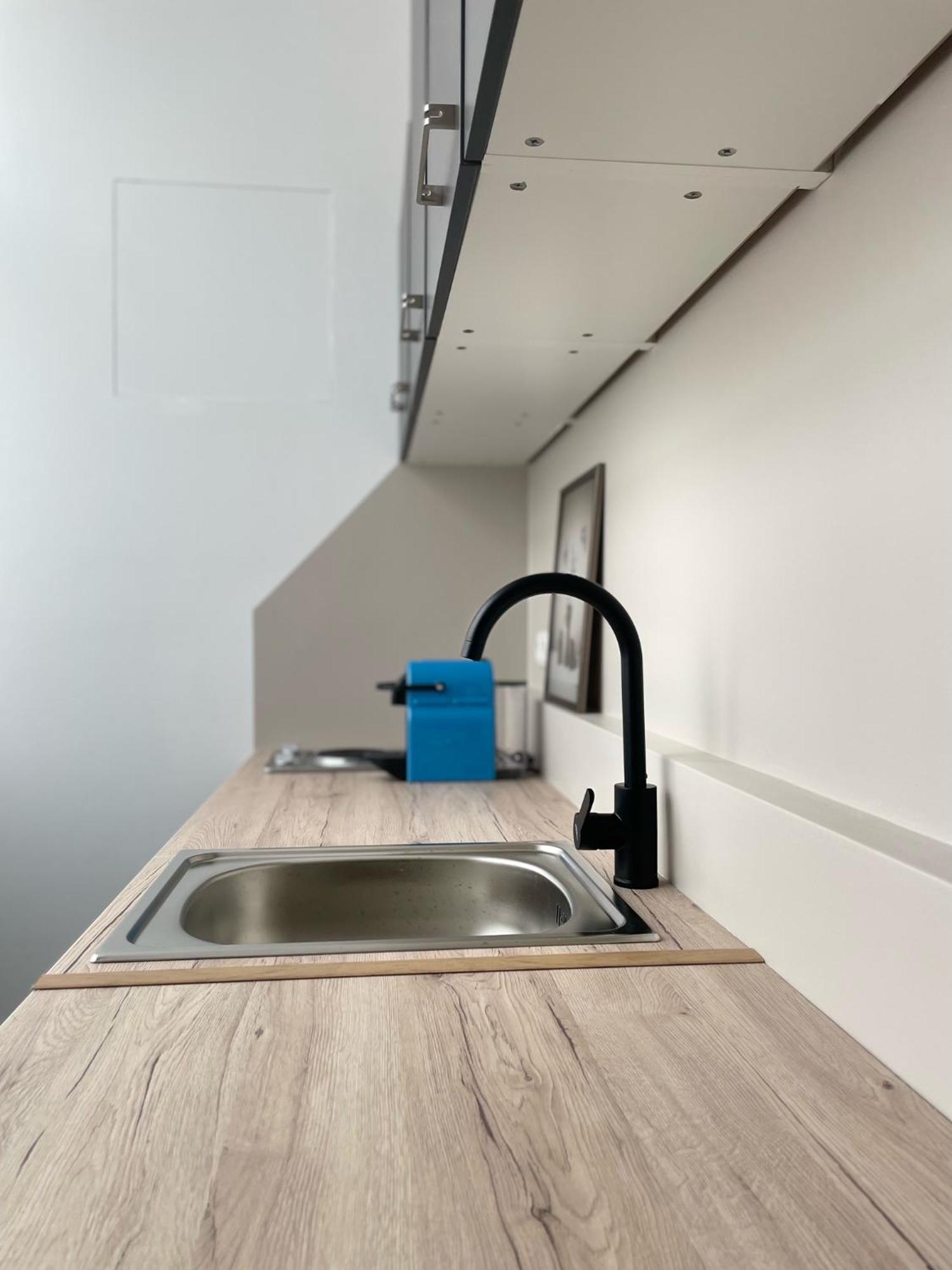Salon Des Fleurs Linz-Landstrasse Apartment Ngoại thất bức ảnh
